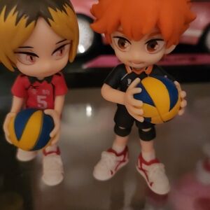 Dynamic Volleyball Duo Action Figures - Black and Orange